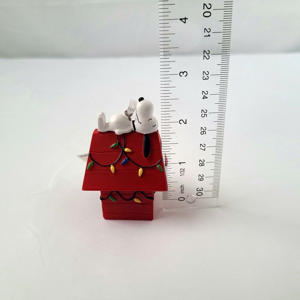 Hallmark Peanuts Snoopy Doghouse Christmas Ornament — Vintage Collectible - Picture 11 of 11